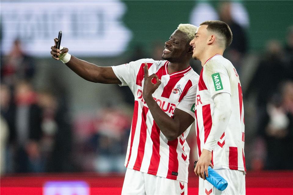 Kölns Ragnar Ache (l) war mit seinem Doppelpack gegen Mainz der Matchwinner. Marius Becker/dpa