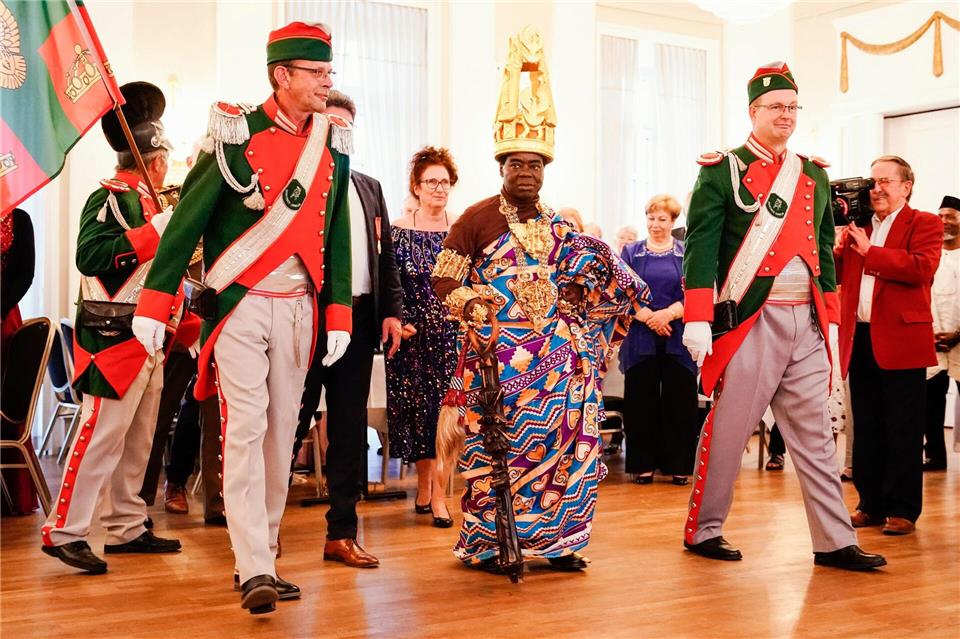 König Bansah erhielt 2022 in Bad Dürkheim die Auszeichnung „Goldener Winzer“. (Archivbild)Uwe Anspach/dpa