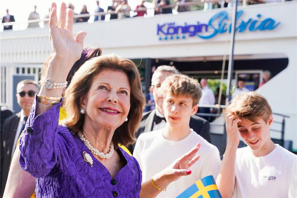 Königin Silvia von Schweden ist einige Male mit dem nach ihr benannten Schiff gefahren. (Archivbild)Uwe Anspach/dpa