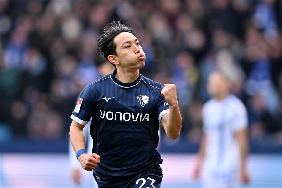 Koji Miyoshi ließ den VfL früh jubeln.Anke Waelischmiller/dpa