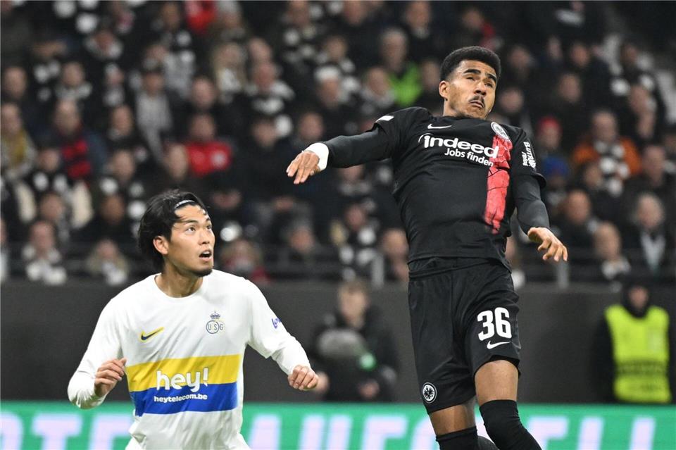 Koki Machida (l) wechselt in die Bundesliga zur TSG Hoffenheim.Arne Dedert/dpa