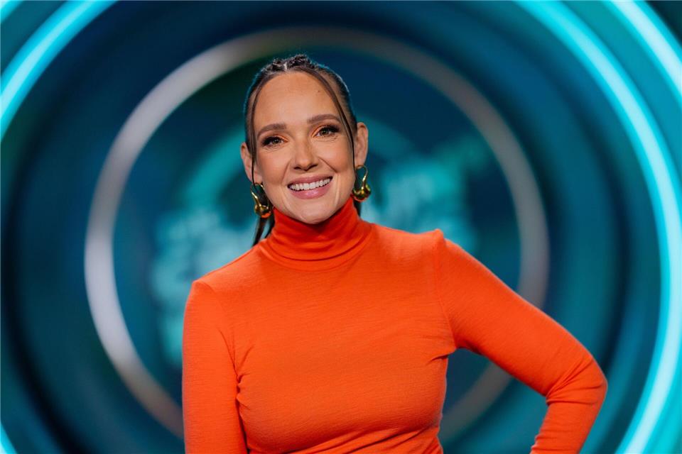 Komikerin und Moderatorin Carolin Kebekus beklagt die Ignoranz der Gesellschaft gegenüber Zyklus-Schmerzen von Frauen. (Archivfoto)Rolf Vennenbernd/dpa