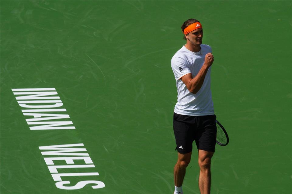 Konnte über einen souveränen Sieg jubeln: Alexander Zverev.Maximilian Haupt/dpa