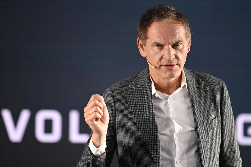 Konzernchef Blume sieht auch in der Rüstungsproduktion Chancen für VW.Johannes Neudecker/dpa