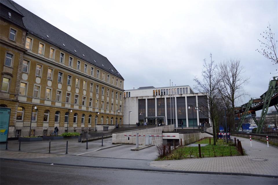 Korruptionsprozess am Amtsgericht gestartet. (Archivbild)Caroline Seidel/dpa