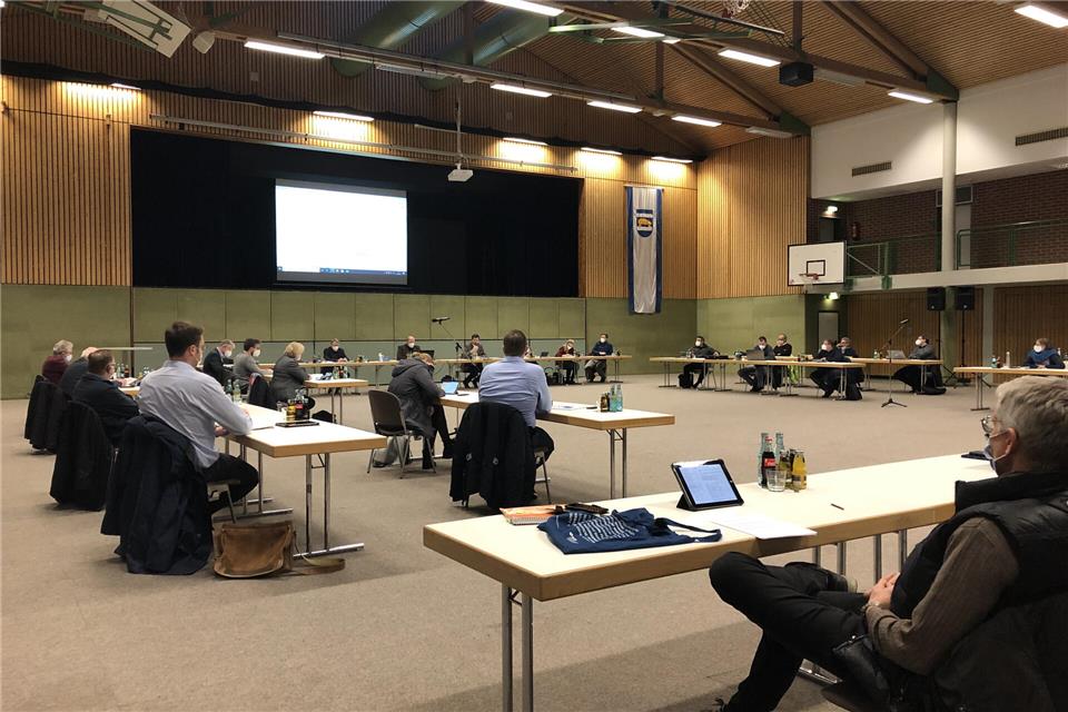 Kosten, die die Pandemie verursacht hat, zum Beispiel der Aufwand für Ratssitzungen, wurden über die Bilanzierungshilfe aus dem Haushalt herausgerechnet.