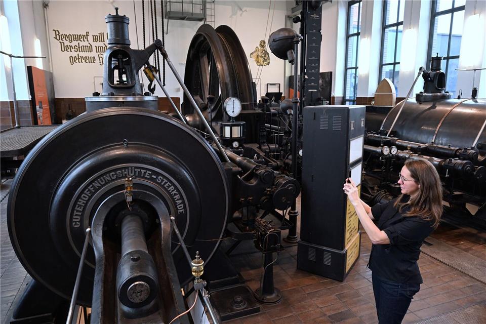 Kraftpaket für den einstigen Steinkohlebergbau: eine historische Dampfmaschine in der Ausstellung des Bergbaumuseums in Oelsnitz/Erzgebirge.Hendrik Schmidt/dpa