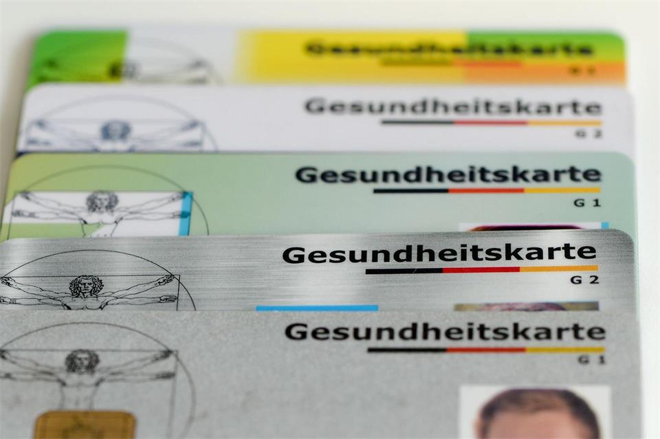 Krankenkassen verzeichnen ein Plus von Januar bis Juni. (Symbolbild)Jens Kalaene/dpa-Zentralbild/dpa
