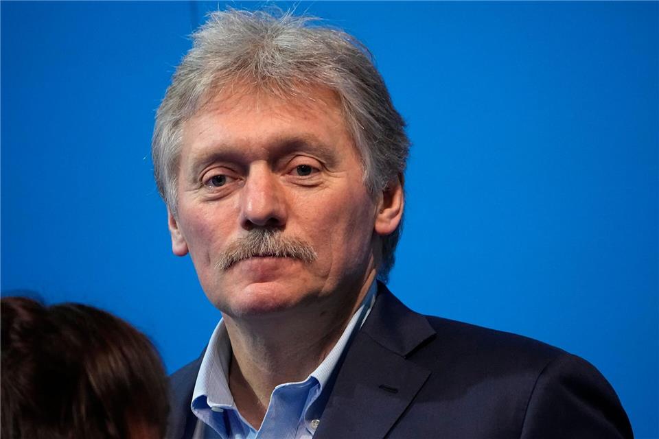 Kremlsprecher Dmitri Peskow kündigt nach Kritik einer Bloggerin an den Zuständen in Russland Arbeit an Problemen an. (Archivbild) Alexander Zemlianichenko/AP/dpa