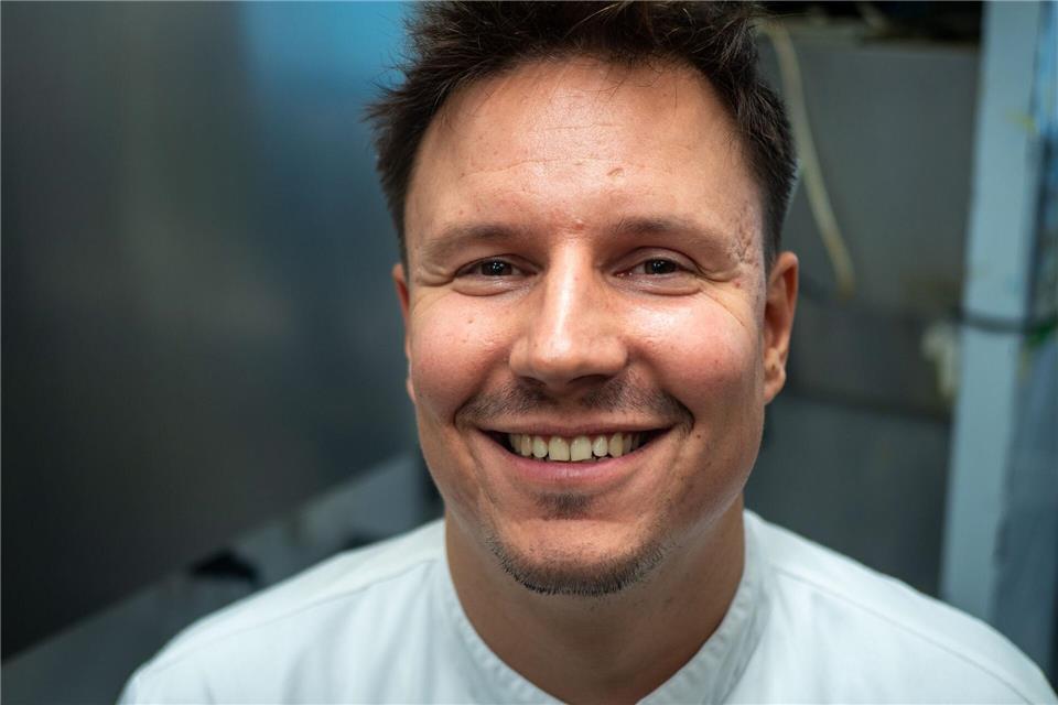 Küchenchef Marin Pleše von der kroatischen Insel Krk ist ein echter Scampi-KennerAndreas Drouve/dpa-tmn