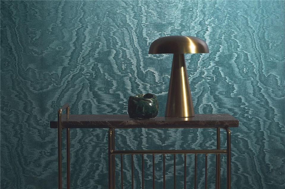 Kühle Eleganz: Türkis- und hellere Blautöne fördern die Konzentration und schaffen eine einladende Atmosphäre. Marburg/DTI/dpa-tmn