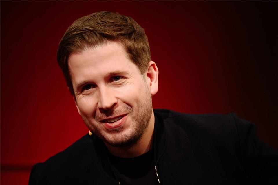 Kühnert zog sich Ende 2024 aus der Parteipolitik zurück und arbeitet heute bei der Bürgerbewegung Finanzwende. Gregor Fischer/dpa