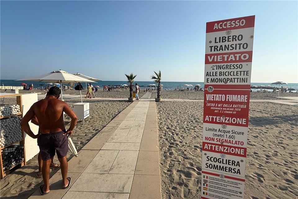 Künftig soll der freie Zugang (Accesso Libero) zum Meer häufiger möglich sein.Christoph Sator/dpa
