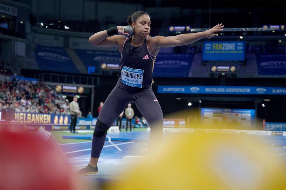 Kugelstoßerin Yemisi Ogunleye will nach 2025 zum zweiten Mal in Düsseldorf gewinnen. (Archivbild)Bernd Thissen/dpa