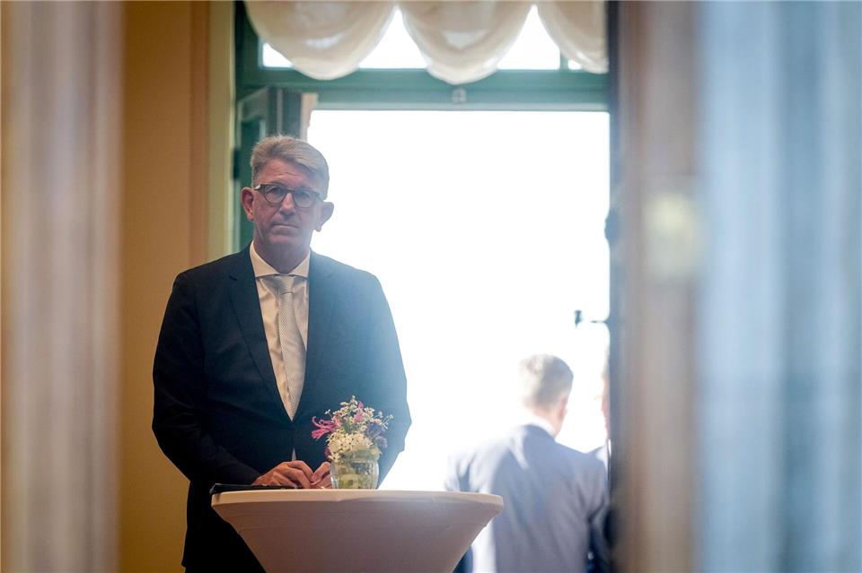 Kulturstaatsminister Weimer zum Auftakt der Klausur. Er reiste wegen eines Trauerfalls in der Familie kurzfristig ab.Kay Nietfeld/dpa