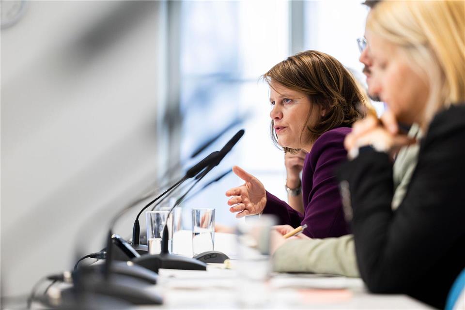 Kultusministerin Hamburg stellt die Zahlen zum laufenden Schuljahr vor.Michael Matthey/dpa
