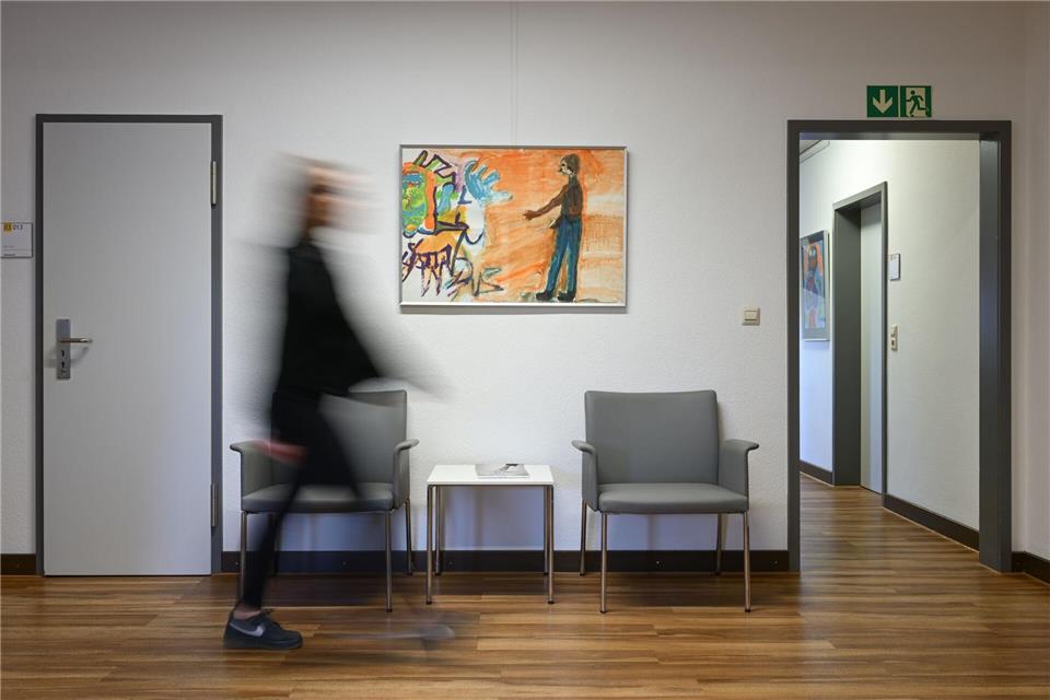 Kunsttherapie ist ein wichtiger Bestandteil der Therapie im Maßregelvollzug.  Felix Kästle/dpa