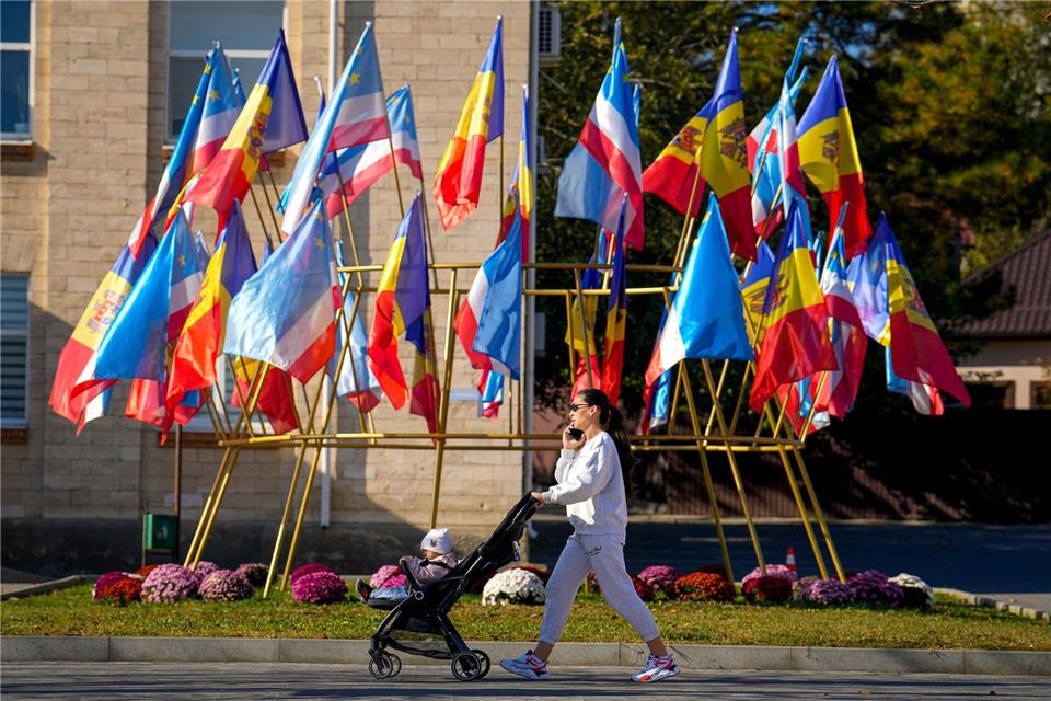 Kurz vor der Wahl in Moldau ist eine Partei des russlandfreundlichen Bündnisses von der Abstimmung ausgeschlossen worden. (Archivbild)Vadim Ghirda/AP/dpa