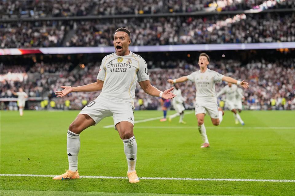 Kylian Mbappé brachte Real Madrid gegen Barcelona in Führung.Bernat Armangue/AP/dpa