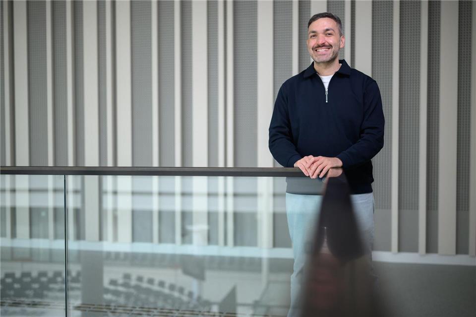 Lächelt, obwohl die FDP derzeit unter der Fünf-Prozent-Hürde liegt: Konstantin Kuhle.Julian Stratenschulte/dpa