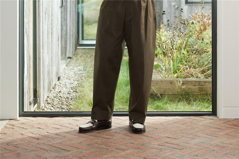 Lässig zur weiten Hose: Loafer an den Füßen. Zu sehen hier von G.H.Bass (Loafer ca. 235 Euro).G.H.Bass/dpa-tmn