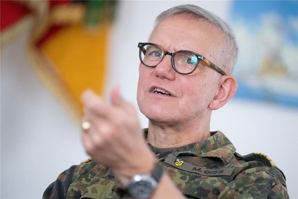 Landeskommandeur Michael Giss führt die Bundeswehr seit einem Jahr an. (Archivfoto)Marijan Murat/dpa