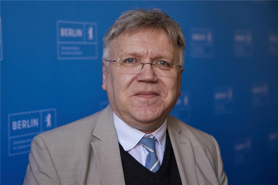 Landeswahlleiter Stephan Bröchler arbeitet längst an den Vorbereitungen für die Abgeordnetenhauswahl 2026. (Archivbild)Jörg Carstensen/dpa