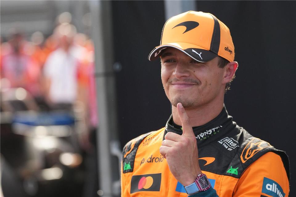 Lando Norris durchbricht die Mercedes-Dominanz.Darko Vojinovic/AP/dpa