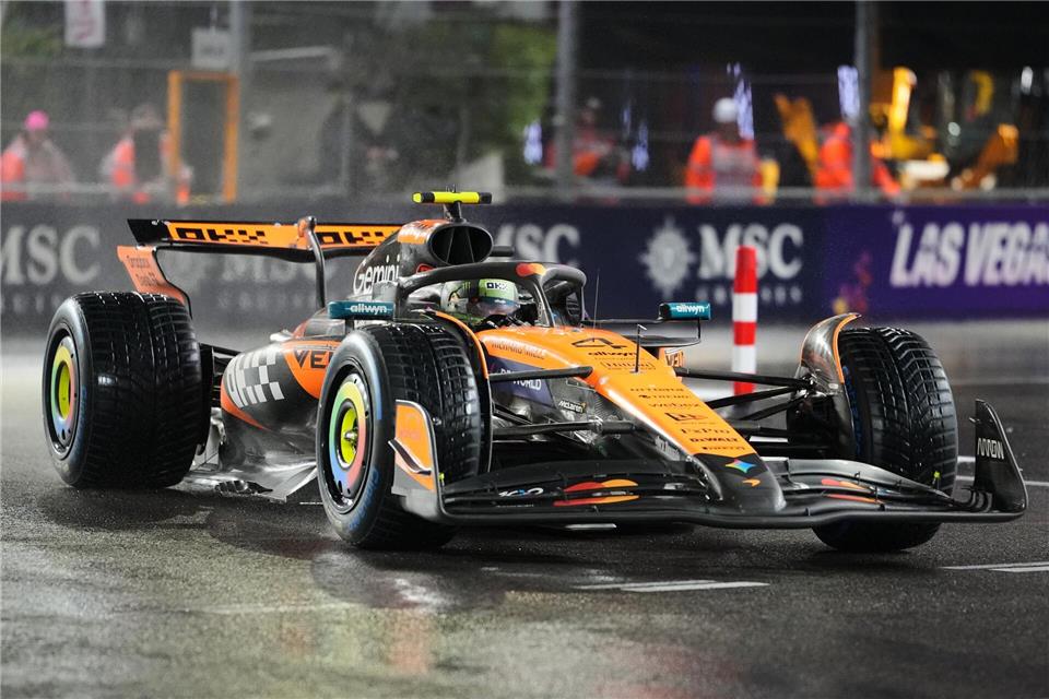 Lando Norris kam mit den Bedingungen am besten zurecht und holte sich die Pole Position.Nick Didlick/AP/dpa