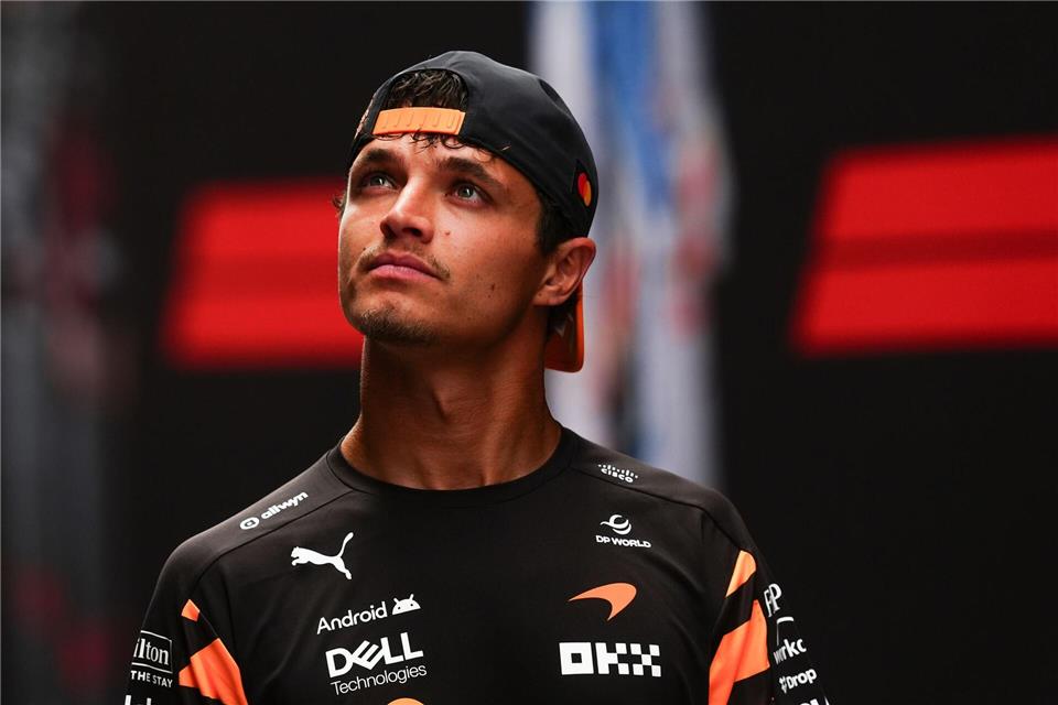 Lando Norris überrascht mit der Bestzeit in Barcelona. (Archivbild)David Davies/PA Wire/dpa