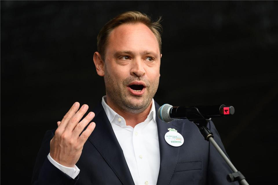 Landtagspräsident Alexander Dierks fordert ein entschiedenes Eintreten gegen Antisemitismus auch in Sachsen (Archivbild).Robert Michael/dpa