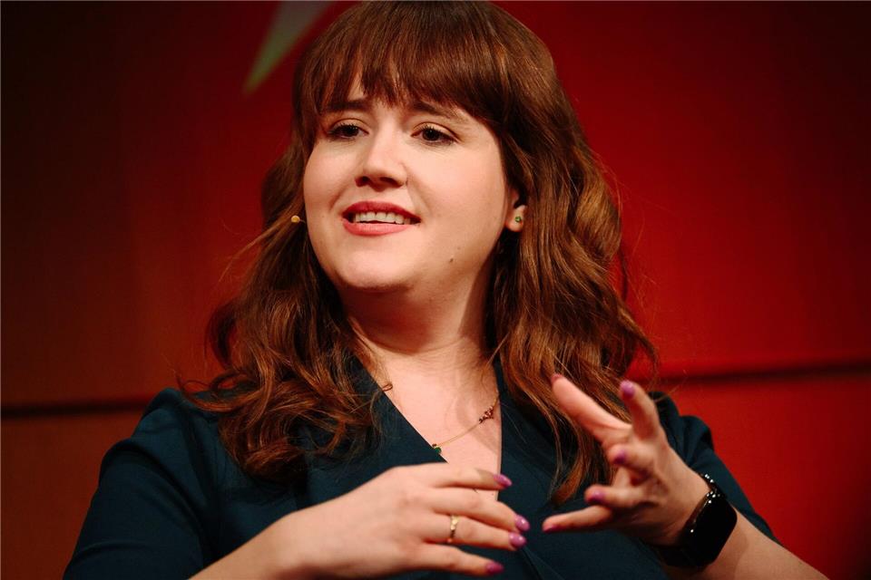 Lang sagt, ein Deepfake-Porno fühle sich anders an. (Archivbild)Gregor Fischer/dpa