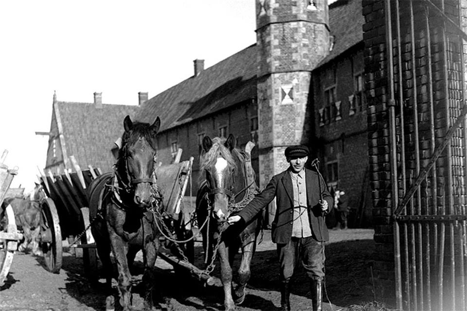 Lange Jahre wurde das Schloss landwirtschaftlich genutzt. 