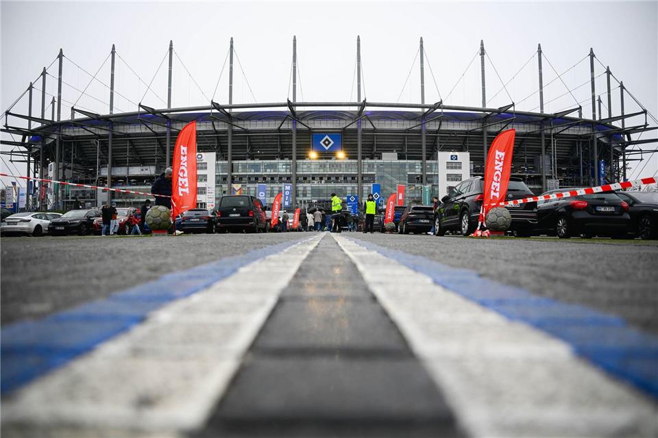 Langfristig soll das neue HSV-Talent Andrej Vasiljevic im Volksparkstadion bei den Profis spielen.  Gregor Fischer/dpa