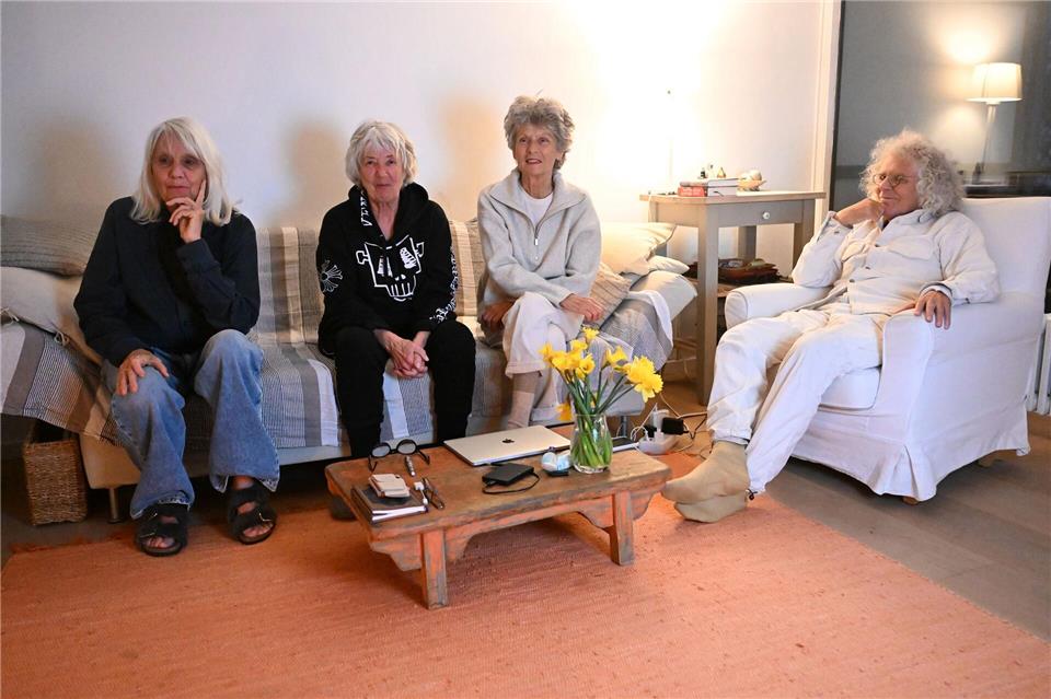 Langhans lebt in lockerer Gemeinschaft mit drei Frauen. (Archivbild)Felix Hörhager/dpa
