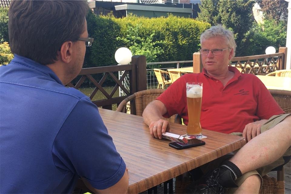 Lars Johann-Krone und Manfred Schöttler im Gespräch. 