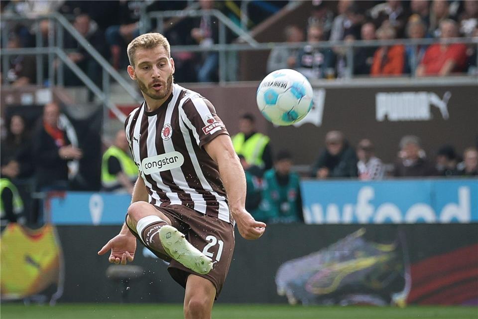 Lars Ritzka fällt nach einer Schulteroperation vorerst aus. (Archivbild)Christian Charisius/dpa