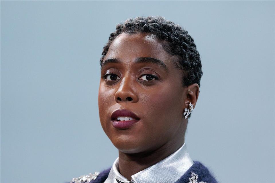 Lashana Lynch spielt die akribische Geheimdienstagentin Bianca.Carsten Koall/dpa