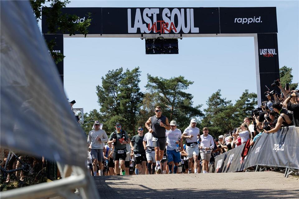 Laufen bis niemand mehr steht: Der Last Soul Ultra-Lauf funktioniert nach dem Backyard-Prinzip.David Ebener/dpa