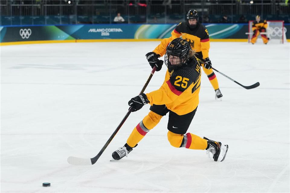 Laura Kluge führt die Scorerwertung des Olympia-Turniers zum Ende der Vorrunde an. Carolyn Kaster/AP/dpa