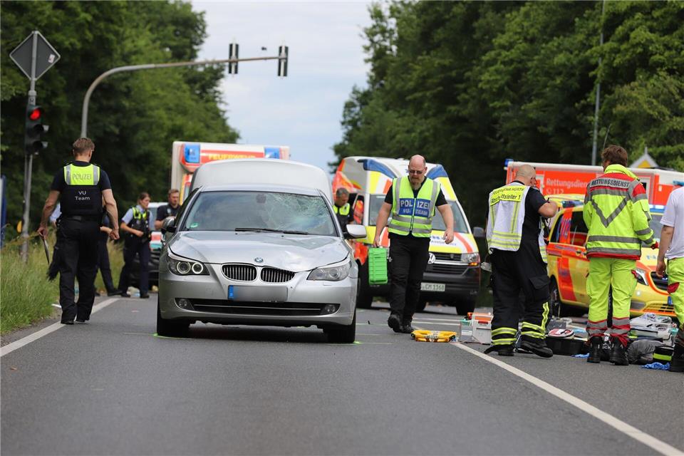Laut Anklage soll der Deutsche mit bis zu 57 Kilometern pro Stunde auf die Kreuzung gefahren sein, obwohl die Ampel für ihn bereits vier Sekunden Rot gezeigt habe.Sascha Thelen/dpa