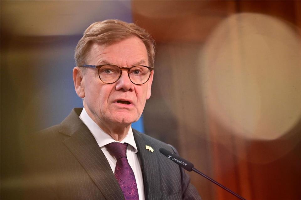 Laut Außenminister Wadephul hat Deutschland einer UNWRA-Mandatsverlängerung in New York erstmals nicht zugestimmt.Sebastian Christoph Gollnow/dpa