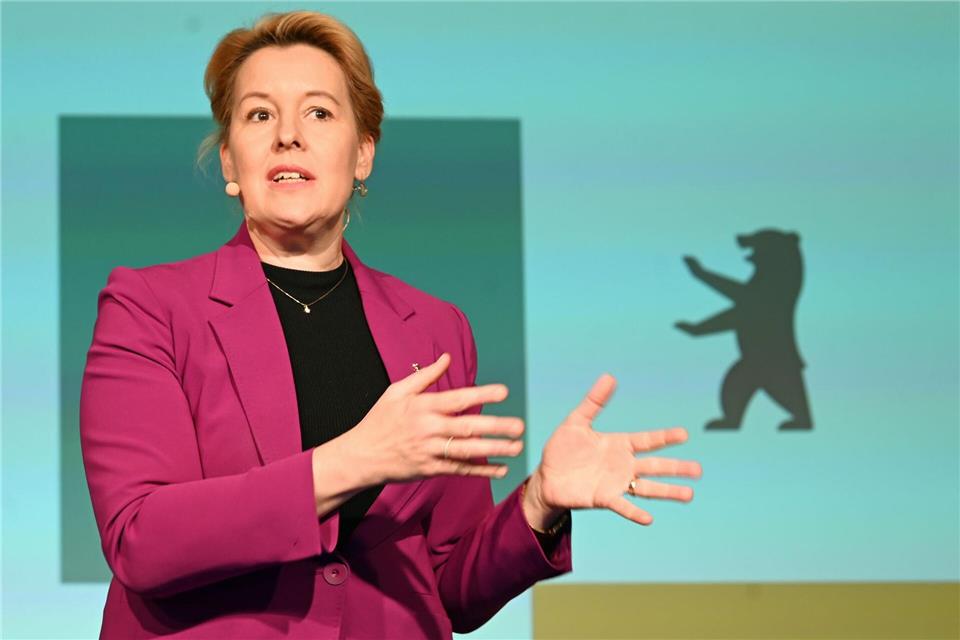 Berlin zeigt in neuem AI-Hub Vorzüge der Hauptstadt Laut Giffey ist Berlin derzeit bundesweit der wichtigste Standort für KI-Start-ups - vor München. Elisa Schu/dpa