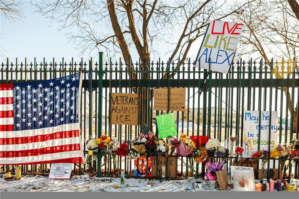 Laut US-Medien gaben zwei Bundesbeamte die Schüsse in Minnesota ab. Kerem Yücel | MPR News/Minnesota Public Radio/AP/dpa