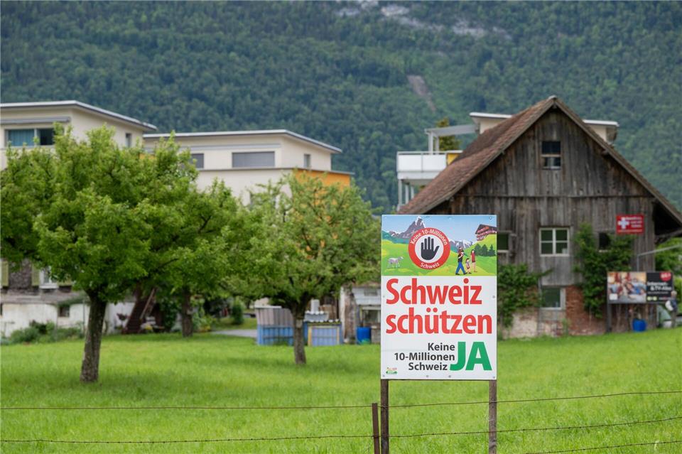 Laut Umfragen könnte das Ergebnis knapp werden (Archivbild)Urs Flueeler/KEYSTONE/dpa