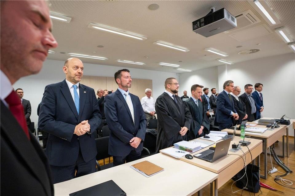 Laut Urteil darf die AfD Hessen vom Verfassungsschutz beobachtet werden. (Archivbild)Andreas Arnold/dpa Pool/dpa