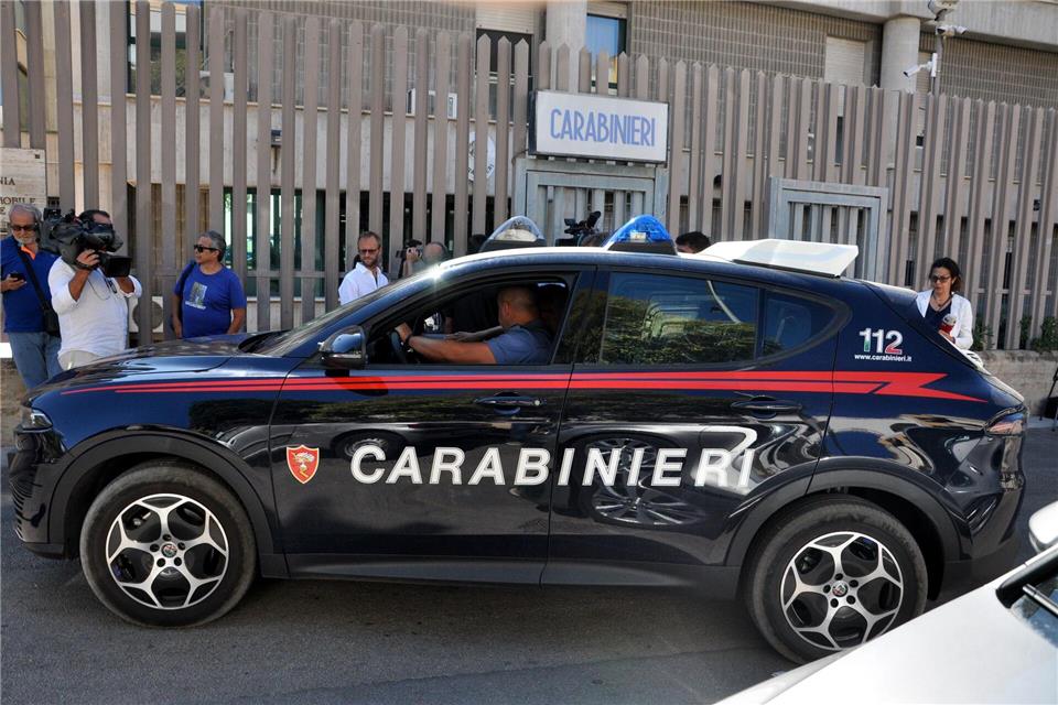 Laut den Carabinieri stehen ein Mann und eine Frau im Verdacht, die Deutsche vorsätzlich getötet zu haben. (Symbolbild)Alessandro Fucarini/IPA via ZUMA Press/dpa