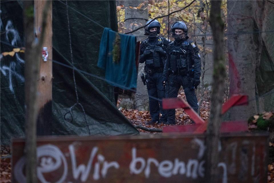 Laut der Polizei verläuft alles ruhig und friedlich.Boris Roessler/dpa