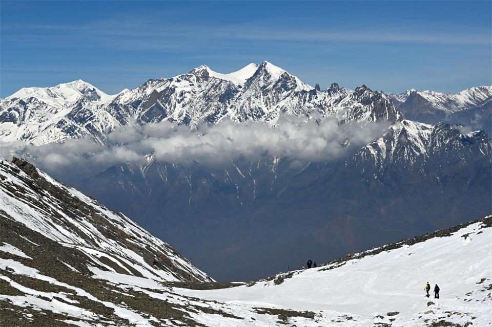 Lawinenabgang im Himalaya: zwei Tote und 14 Vermisste. (Archivbild)Elisa Schu/dpa