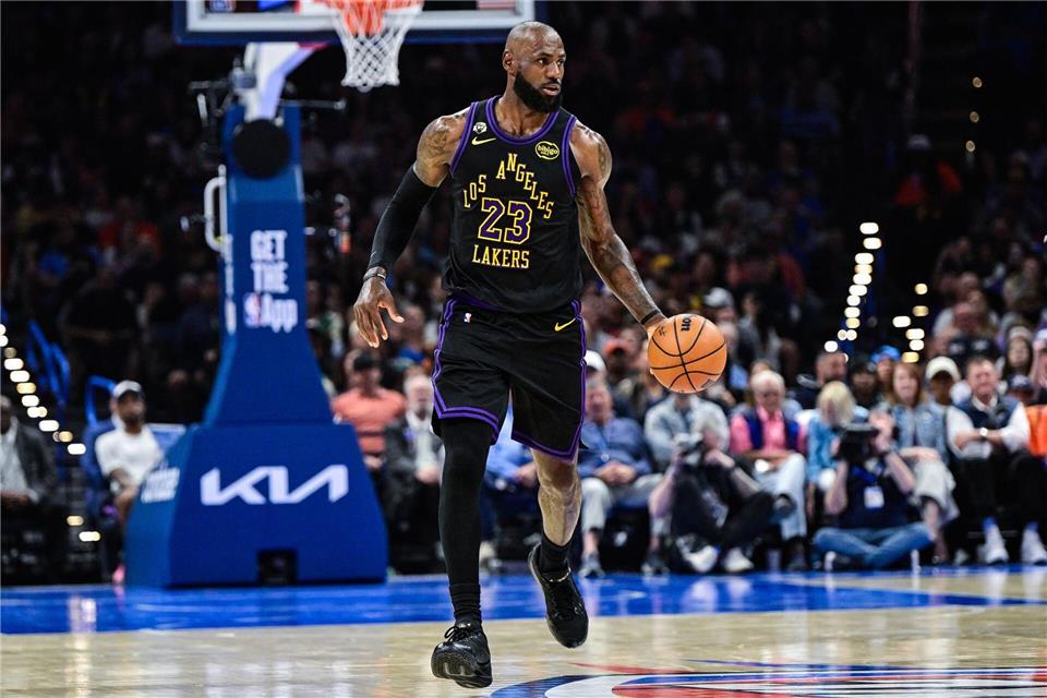 LeBron James sucht eine neue sportliche Herausforderung. (Archivbild)Gerald Leong/AP/dpa